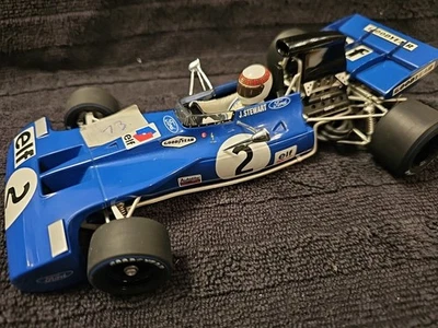 Tyrrell 003 Jackie Stewart 1971 Champion 1:18 in Vitrine - Bild 1 von 3