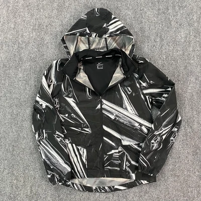 Jaqueta de corrida Nike Shield masculina pequena preta prata reflexiva com capuz BV4387-010 - Imagem 1 de 4