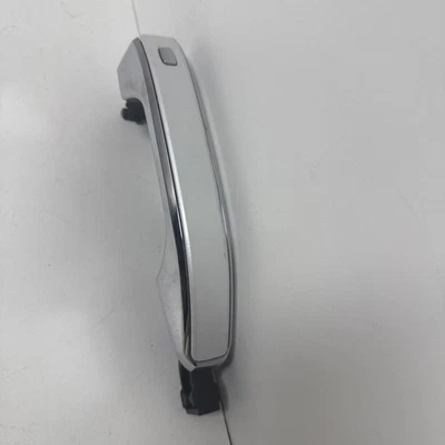 Maçaneta externa direita Chevrolet Malibu 2019-2022 - Imagem 1 de 4