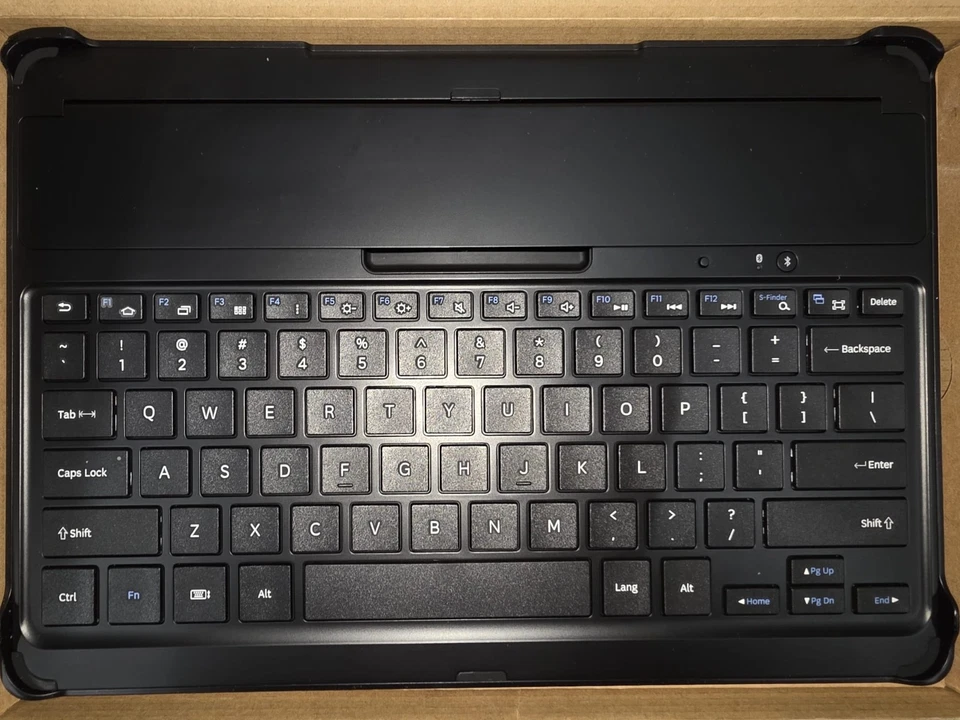 Samsung Bluetooth Keyboard mode- CP905UBEBUS - Black - Image 1 of 3