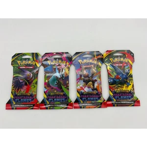 (1) Juego de 4 paquetes de refuerzo con mangas Pokemon Phantasmal Flames - Imagen 1 de 1