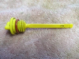 Briggs & Stratton 550EX Ölstandsmessstabanzeige mit O-Ring gebraucht - Bild 1 von 3