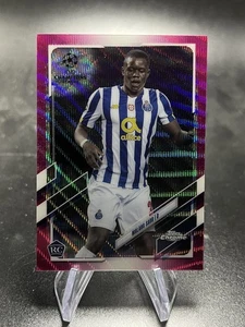 Topps 2020-21 cromo UEFA Malang Sarr refractor de onda rosa RC #36 novato FC Porto - Imagen 1 de 2