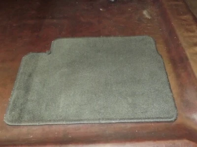 08-14 OEM/Genuino USDM Scion xB Alfombra Trasera Lado del Conductor/Alfombra de Piso Negro RL Foto 1 de 4