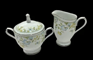 Vintage Noritake Flourish China Creamer/ Sugar Bowl with lid. Blue Floral. MCM - Picture 1 of 23