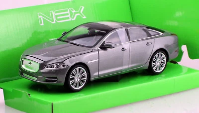 Jaguar XJ 2010 grau 1:24 Welly  Modellauto 22517 - Bild 1 von 3