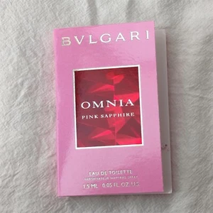 Bvlgari OMNIA PINK SAPPHIRE Eau de Toilette 0.05 oz/1.5 ml EDT Spray Vials - Picture 1 of 3
