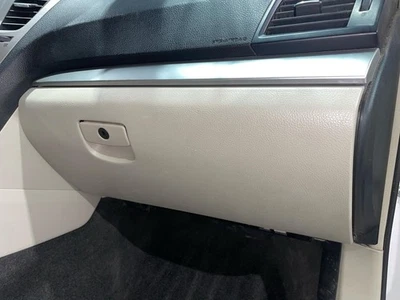 10-14 LEGACY 手套盒暖象牙色 — 第 1/2 张图片