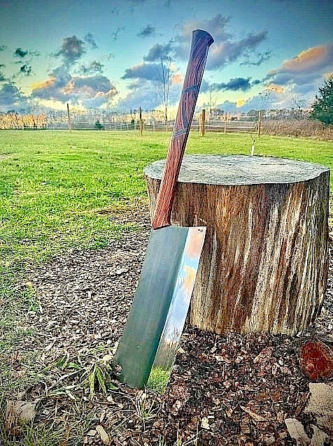 MACHETE DIVISOR DE CERDO DE CAZA DE ACERO AL CARBONO HECHO A MANO PERSONALIZADO CON FUNDA Foto 1 de 2