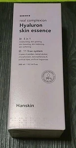 Hanskin Real Complexion Moisturizer Hyaluron Skin Essence (300ml / 10.14 FL OZ) - Picture 1 of 3