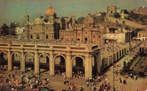Basilica of Guadalupe Mexico City Sunny Day with People Vintage Postcard - Picture 1 of 2