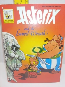 Asterix Laurel Wreath BK 13 by Goscinny Ren Paperback 1989 - Picture 1 of 5