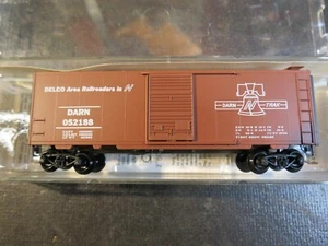 N - Kadee Micro-Trains SR - 40' S/D Boxcar, DELCO Area Railroaders DARN NIB - Picture 1 of 2