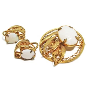 Juego de pendientes y broches/colgantes vintage de ópalo relleno de oro Sorento atornillados - Imagen 1 de 11