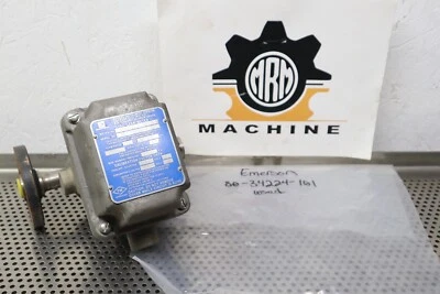Medidor de engrenagem oval EMERSON S0-34224-101 taxa de fluxo 0,1-0,46GPM @ 11.000CPS usado - Imagem 1 de 4