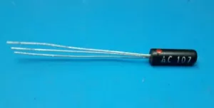 AC107 MULLARD GERMANIUM TRANSISTOR germanium FUZZ GUITAR - NOS (NEW) - Picture 1 of 2