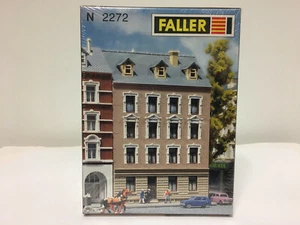 Faller 2272 Spur N Stadtwohnhaus - Bild 1 von 2