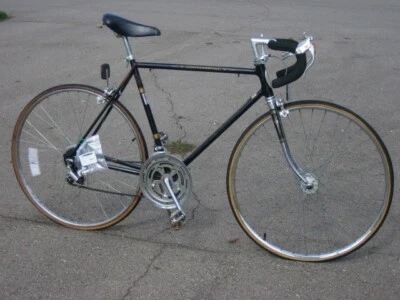 Bicicleta de carretera Schwinn Continental 56 cm de una sola velocidad negra/cromo Chicago Foto 1 de 4