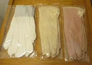 Lot of 3 womens unlined gloves New in Sealed Packages White Beige Tan - Picture 1 of 5