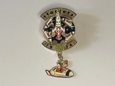 Значок Disney — 35 волшебных вех — 1974 Star Jets Open — Goofy LE 2500 - Изображение 1 из 2