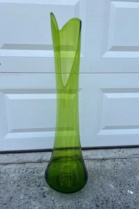 "Florero oscilante LE Smith verde batido vidrio elástico parte inferior redondeada 33"" de alto" - Imagen 1 de 21