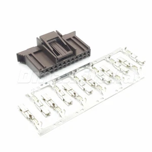 Connettore 12 vie Marrone per cablaggio Body Computer Centralina Smart - Foto 1 di 5