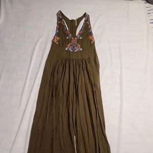 Free People AMALFI JUMPSUIT OLIVE ladies size 0, NWOT, lined - Picture 1 of 12