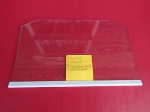 MAGIC CHEF MINI FRIDGE Refrigerator Glass Shelf MCBR415S 9" x 14" 312300200091 B - Picture 1 of 3
