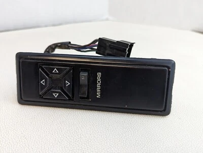 道奇 Daytona Turbo Z 克莱斯勒激光动力镜锁开关 4221395 — 第 1/4 张图片