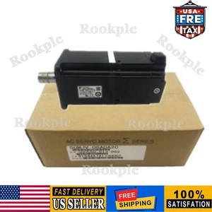 YASKAWA SGMJV-08ADA2C Servo Motor - Picture 1 of 3