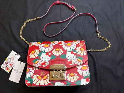 Bolso Furla x Hello Kitty Metropolis Rojo Estampado Floral Cuero Nuevo con Etiquetas Japón Nuevo Foto 1 de 4