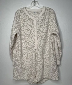 Old Navy Fleece Shorts Long Sleeve Romper Womens Size XL Pajama 1 Piece Leopard - Picture 1 of 15