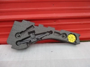 13 14 15 16 17 18 19 20 21 MAZDA CX5 Jack Assembly Spare Tire Jack  W/ Foam - Picture 1 of 7
