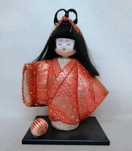 Muñeca japonesa vintage KIMEKOMI oriental NINGYO / bola Temari - Imagen 1 de 6