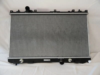 Radiador para Dodge Neon Foto 1 de 4