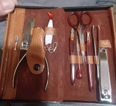 Juego de pedicura/manicura para hombre cortaúñas limpiador kit de aseo de cutículas en estuche Foto 1 de 3