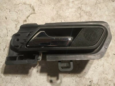 06-09 MERCEDES BENZ W251 R500 R350 REAR BACK LEFT INTERIOR DOOR HANDLE BLACK - Image 1 of 3
