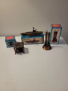 (3) Sacapuntas miniatura fundidos a presión - Imagen 1 de 4