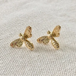 Graceful Bumble Bee Gold tone Stud Earrings - Picture 1 of 3