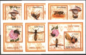 Mint  S/S imperforate  Fauna Bees  2001  from Guinea-Bissau  avdpz - Picture 1 of 2