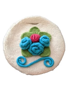 Gefilzte Boho Wolle Handtasche Handarbeit 12" rund Blumen blau grün rosa Landhaus Kern - Bild 1 von 3