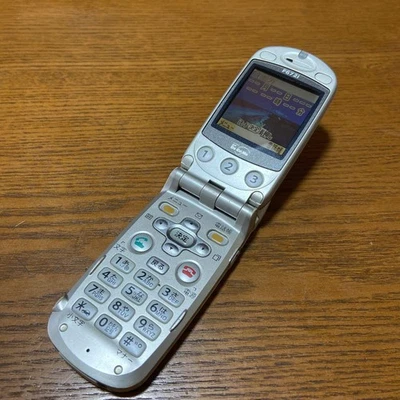 Fujitsu Powered Docomo F672I Teléfono Abatible Japonés Garakei Keitai Retro Foto 1 de 4