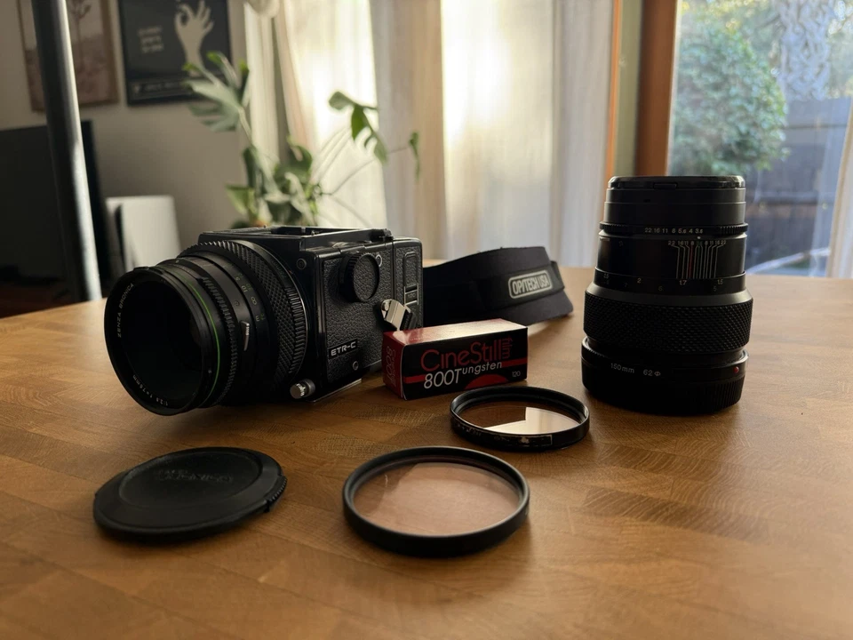 Bronica ETR-C, filme de 120 mm, 75mm f/2.8 + 150mm f/3.5, filme traseiro, SEM VISOR - Imagem 1 de 4