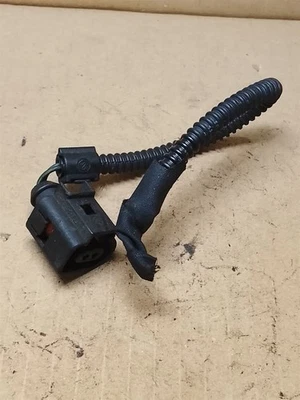 VW Passat B6 Estate BXE Engine manual gearbox transmission 5 speed connector plu - Image 1 of 4