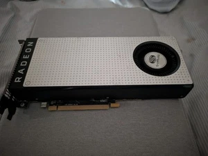 SAPPHIRE AMD Radeon RX470 4GB Platinum Edition: FOR PARTS & PRESUME NONWORKING - Picture 1 of 2