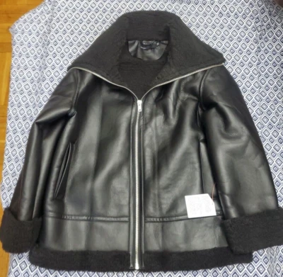 Abrigo chaqueta negra de piel sintética de manga larga con diseño de ASOS para mujer talla 4 Foto 1 de 4