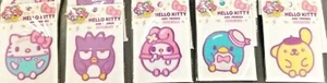 Hello Kitty Bubble Friends de Loungefly Iron On Appliques - 5 caracteres a Ch - Imagen 1 de 11