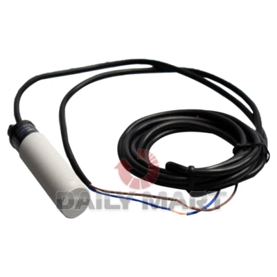 New In Box AUTONICS CR18-8AC CR188AC Proximity Switch    - Image 1 of 4