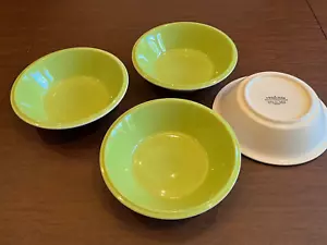 Set of 4 Mikasa C7400 / D5400 7" soup bowls. Apple Green - Picture 1 of 9
