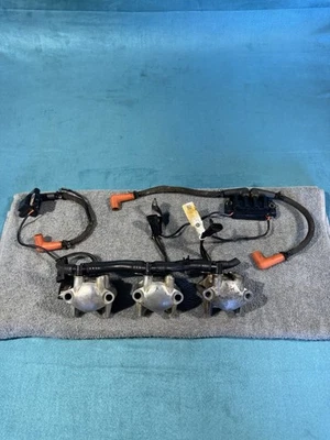 Evinrude ETEC 200-225-250-300 Set Of 3 Injectors Fuel Injectors 5005863 - Image 1 of 4